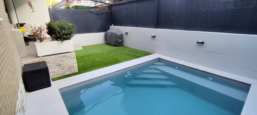 AQUAPRO PISCINAS - Construcción de Piscinas — Piscinas en Barrio de Salamanca
