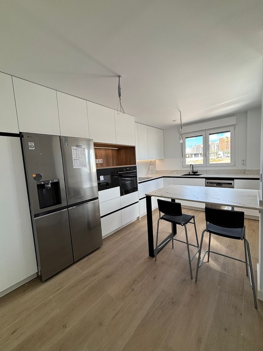 Bricomaderas Villa — Cocinas en Puente de Vallecas