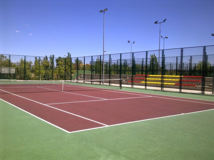 Centro Deportivo Embarcaciones · Tres Cantos — en Tres Cantos