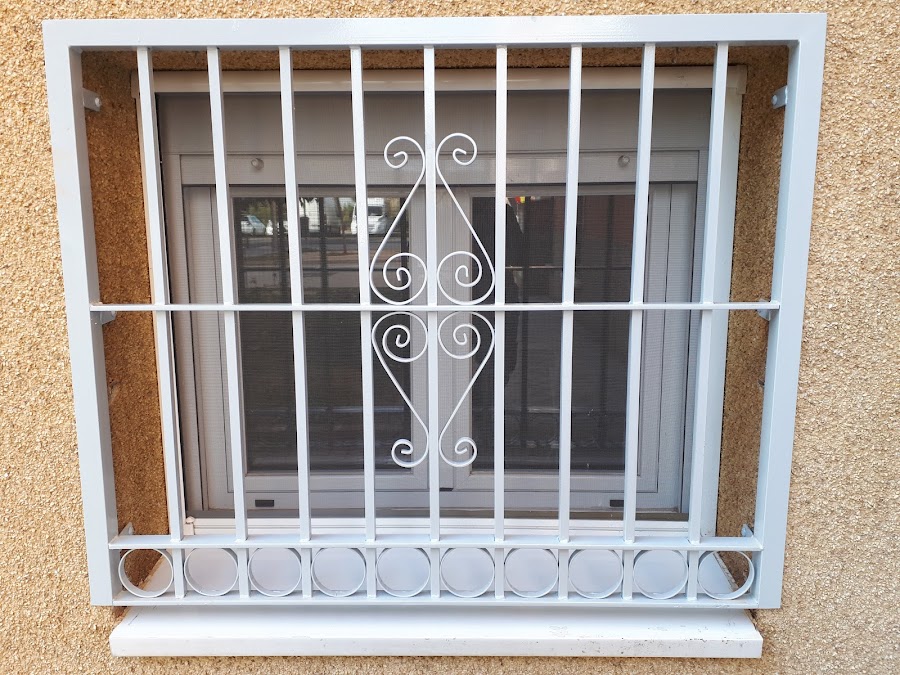 Cerrajería E. Peña — Cerrajeros en Villa de Vallecas