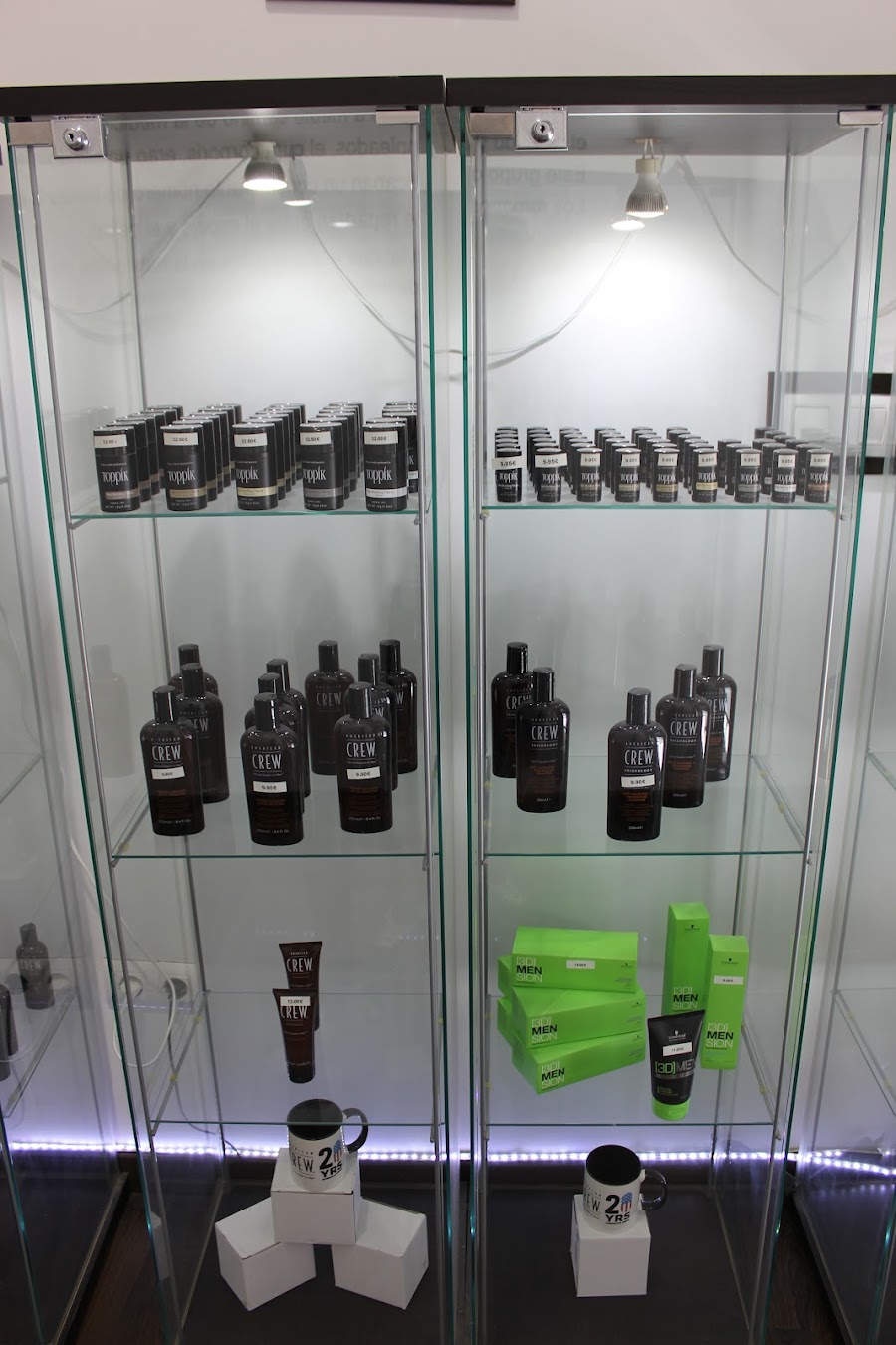 Academia y Peluquería Para Ellos — curso de peluquería en Madrid