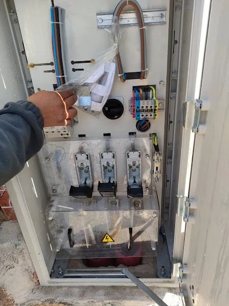 Patrick Soluciones — electricistas en Carabanchel Alto, Madrid