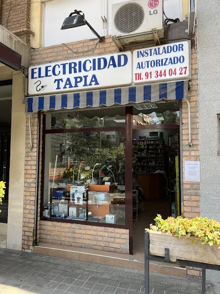 Electricidad Tapia — electricistas en El Viso / Hispanoamérica, Madrid