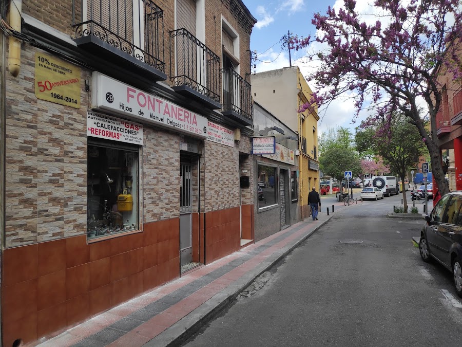 Fontaneros Pacífico Retiro Mediodía — Fontaneros en Retiro