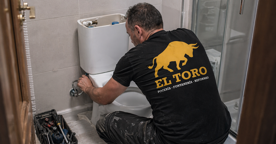 FONTANEROS, POCEROS Y REFORMAS EL TORO — Desatascos en Villaverde