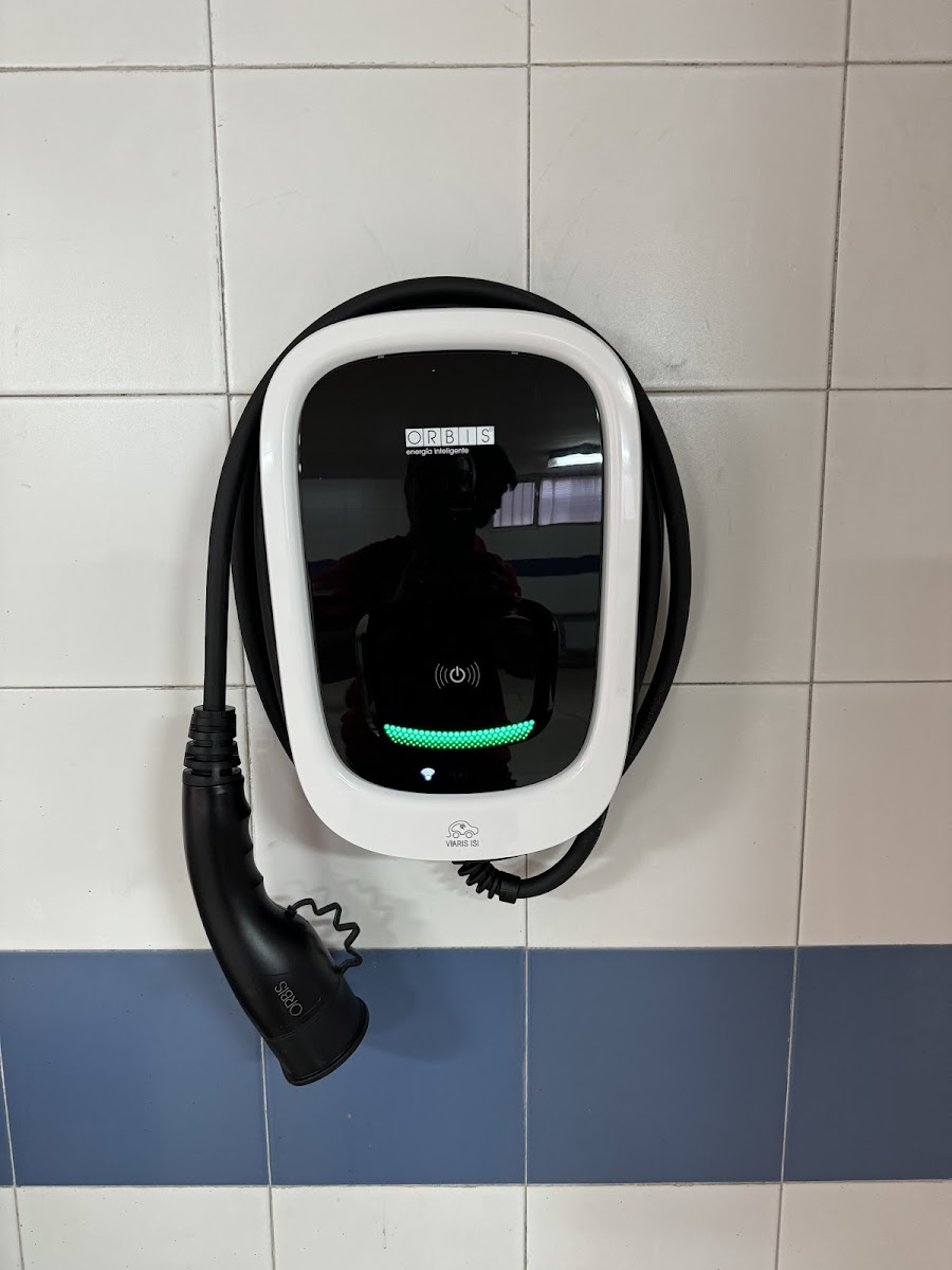 Herzisa Instalación Punto de Recarga Vehículos Eléctricos — en Las Rozas