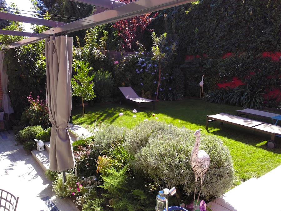 Jardines de Kalmia — jardineros en Madrid
