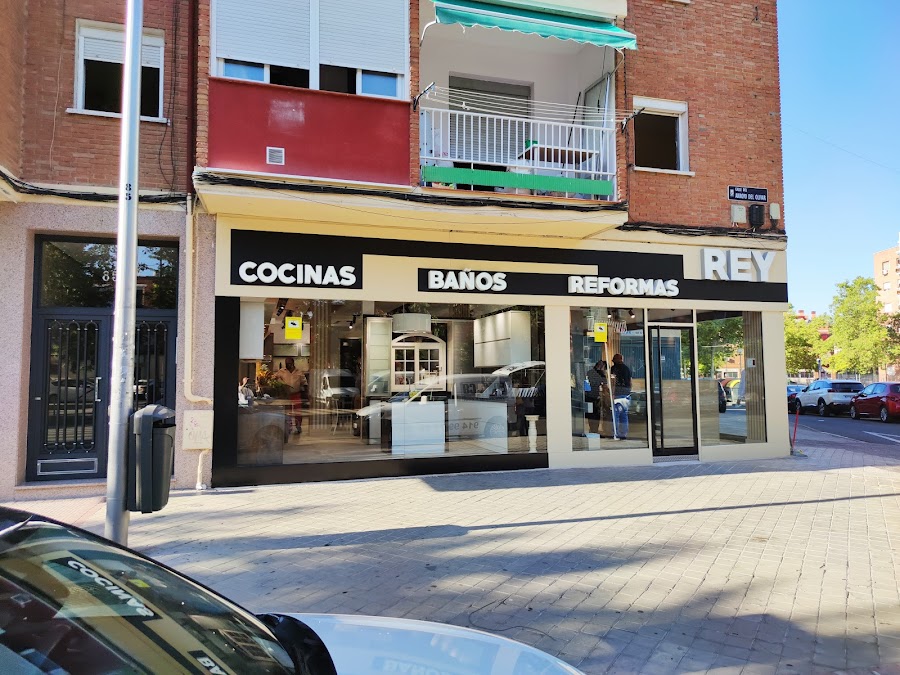 Las Cocinas Rey - Muebles de cocinas y baños en Madrid — Cocinas en Puente de Vallecas