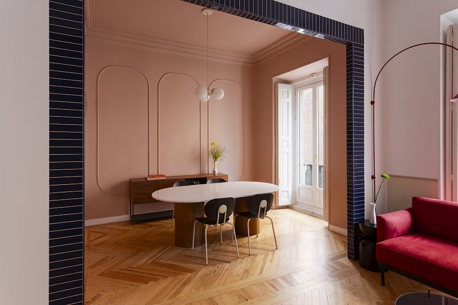 Mikamoka Studio. DISEÑO Y REFORMA DE OFICINAS — Interioristas en Moncloa