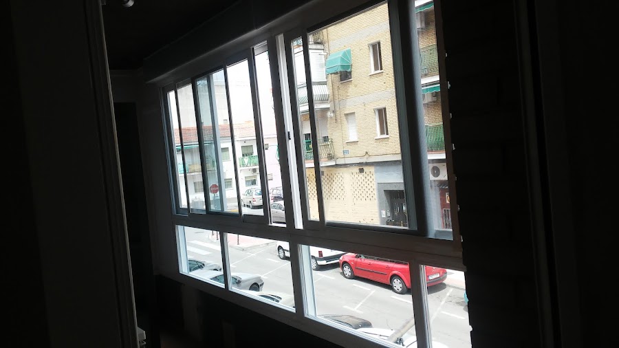 Persianas y Aluminios Resam — Persianas en Alcobendas