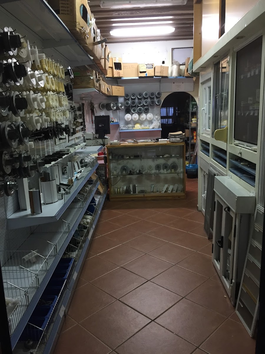 Persianas y Aluminios Torrejón S.L.U — en Torrejón de Ardoz