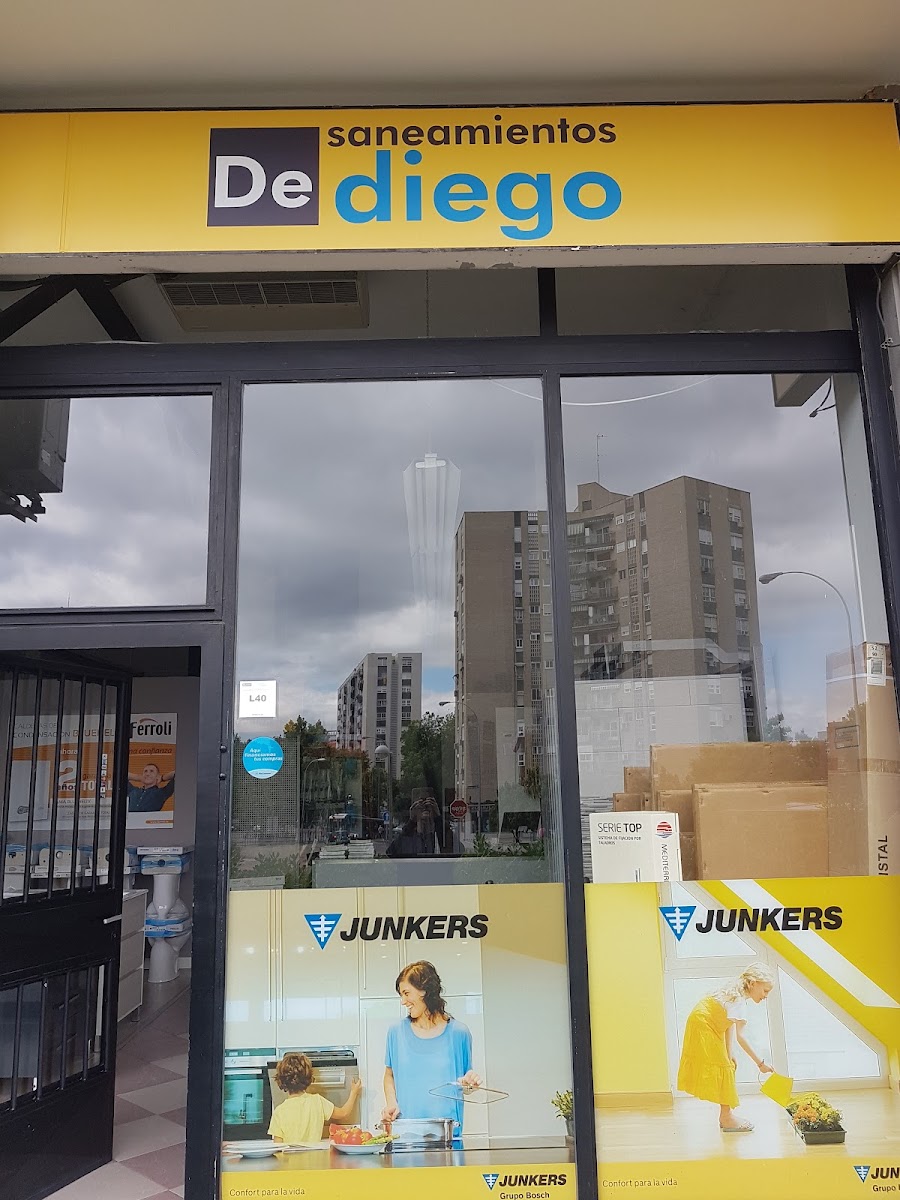 Saneamientos De Diego — Fontaneros en Moratalaz