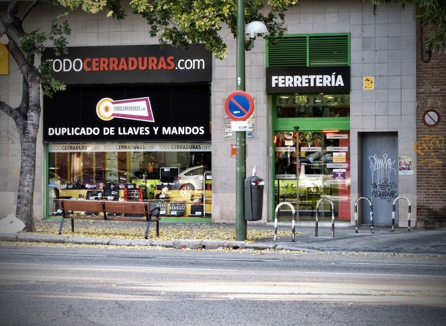 Todocerraduras — Cerrajeros en Usera